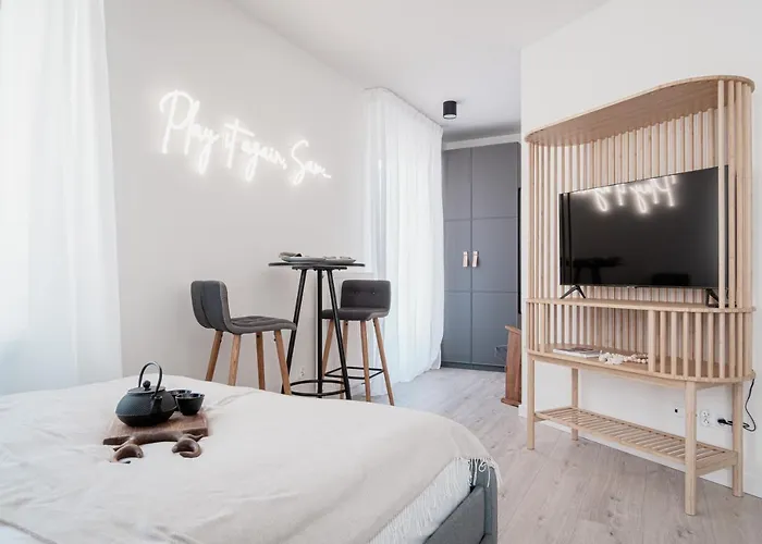 Homewell Game And Movie *