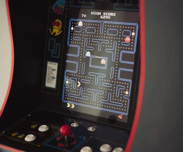 Homewell Game And Movie * פוזנן