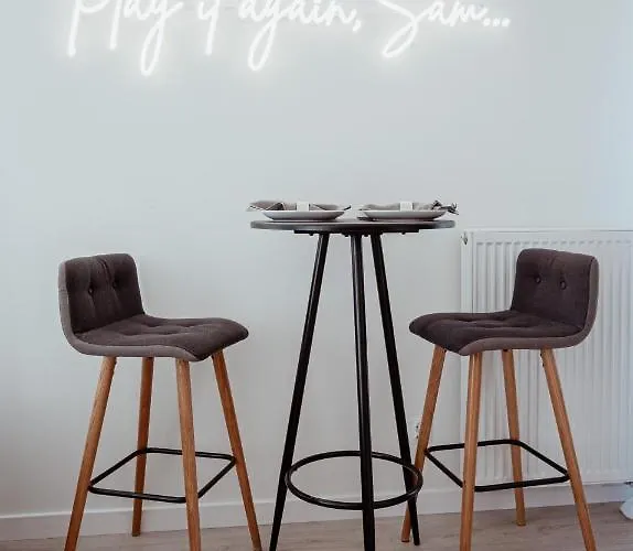 דירה Homewell Game And Movie *